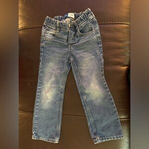 Old Navy boys straight leg jeans. Used, bleach spots on back. 4T